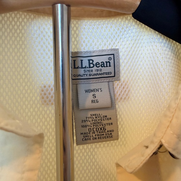 L.L. Bean Button-Up Shirt – Women’s Size Small – Like New - Picture 5 of 8